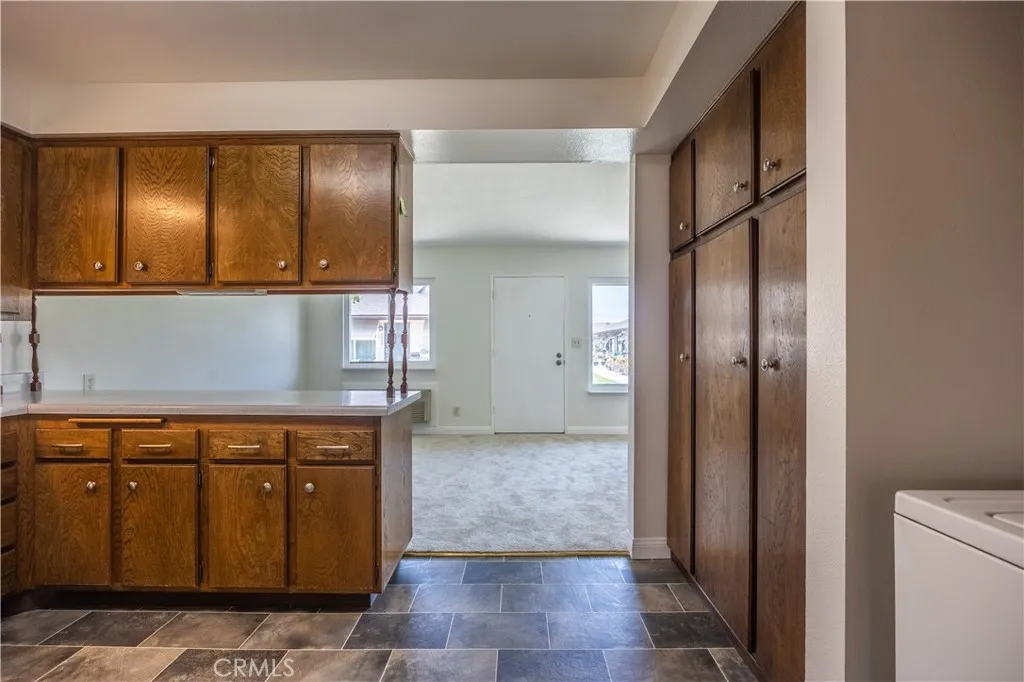 9924 Cedar Street, Bellflower, California 90706 home-pic-18