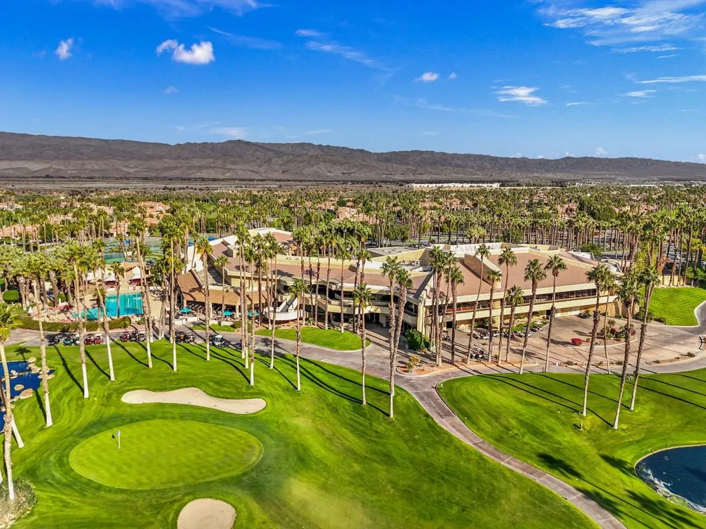 38915 Wisteria Drive, Palm Desert, California 92211 home-pic-47