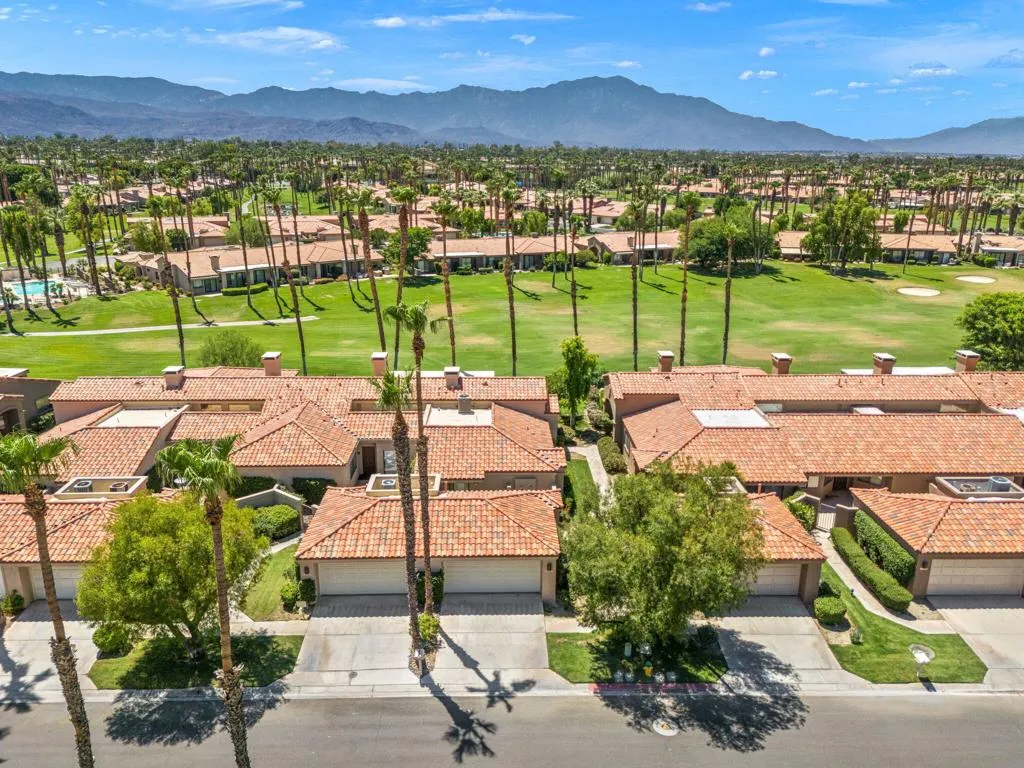 38915 Wisteria Drive, Palm Desert, California 92211 home-pic-41