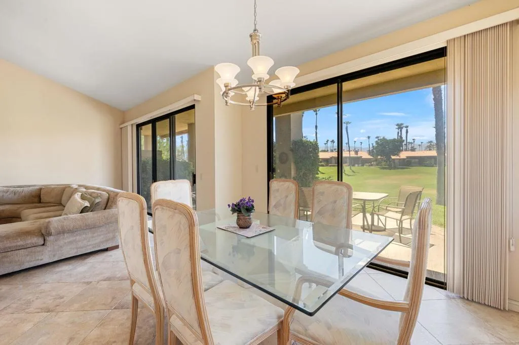 38915 Wisteria Drive, Palm Desert, California 92211 home-pic-14