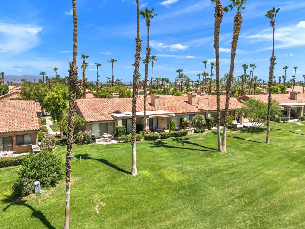 38915 Wisteria Drive, Palm Desert, California 92211 home-pic-40