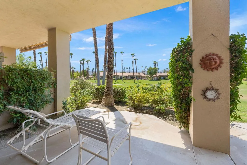 38915 Wisteria Drive, Palm Desert, California 92211 home-pic-36