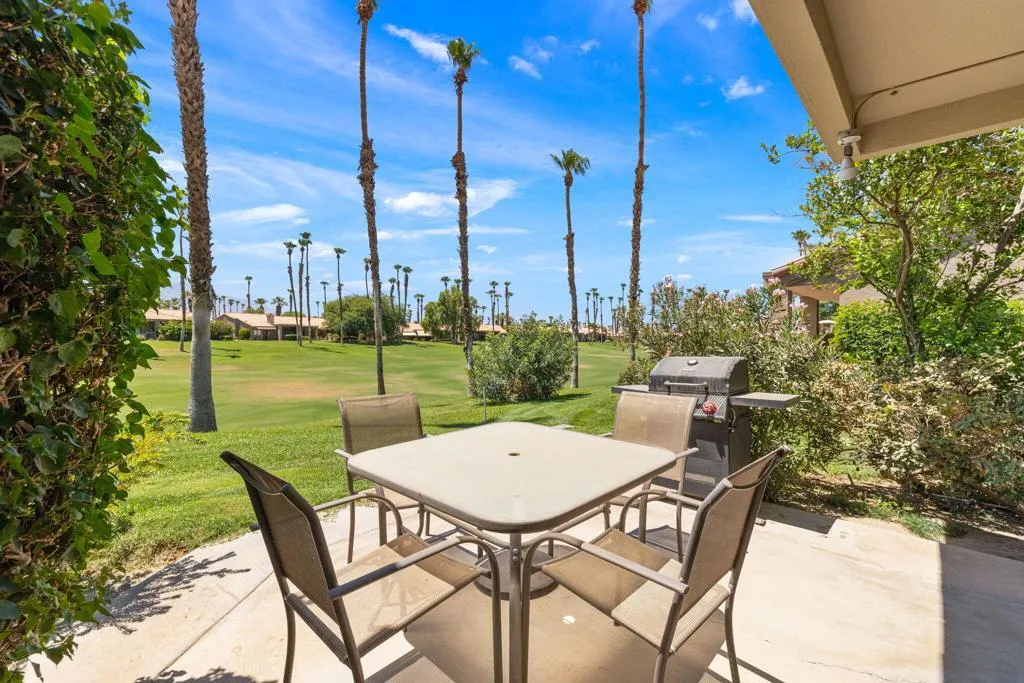 38915 Wisteria Drive, Palm Desert, California 92211 home-pic-34