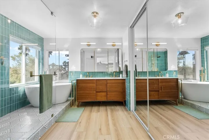 Gorgeous remodeled Master bathroom
