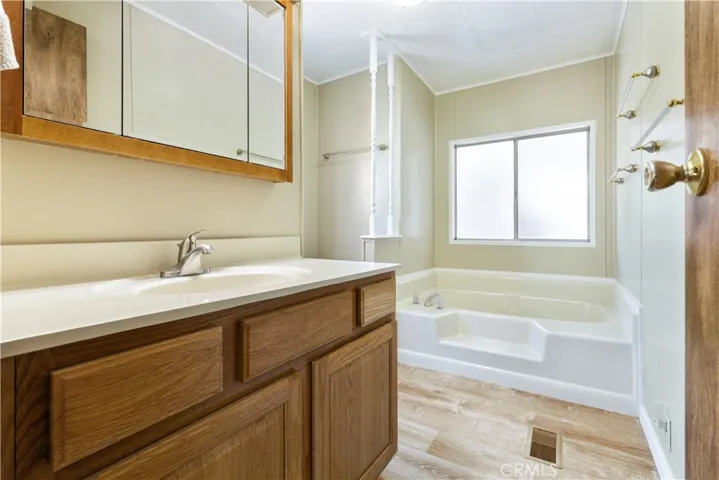 4276 Skylink Lane, Paso Robles, California 93446