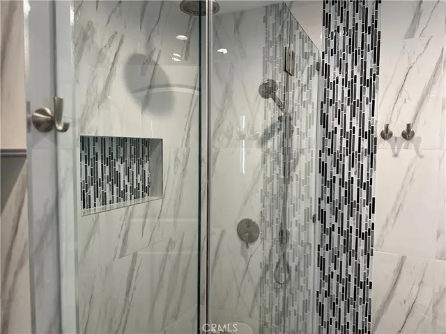 4504 Sunnycrest Drive, Los Angeles, California 90065