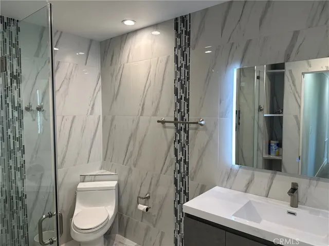 4504 Sunnycrest Drive, Los Angeles, California 90065