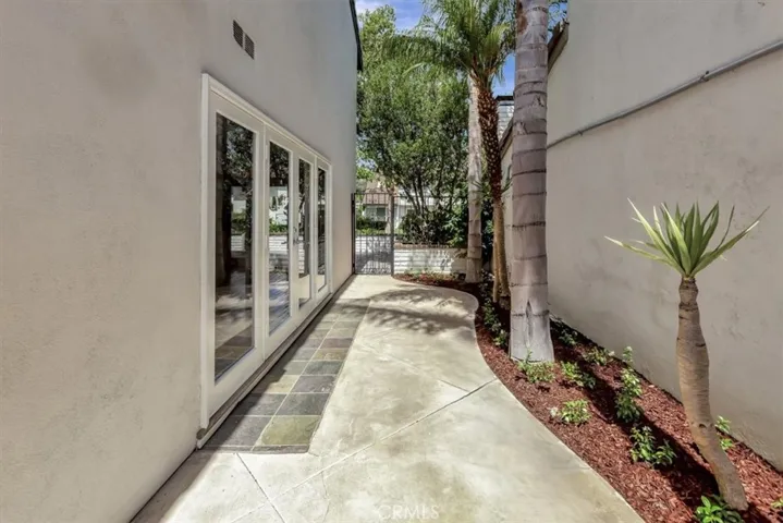 304 Vista Trucha, Newport Beach, California 92660