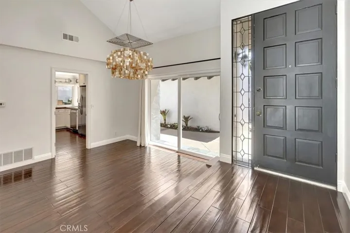 304 Vista Trucha, Newport Beach, California 92660