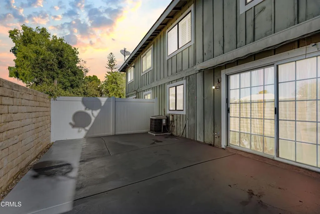 327 Wynn Court, Thousand Oaks, California 91362 home-pic-26