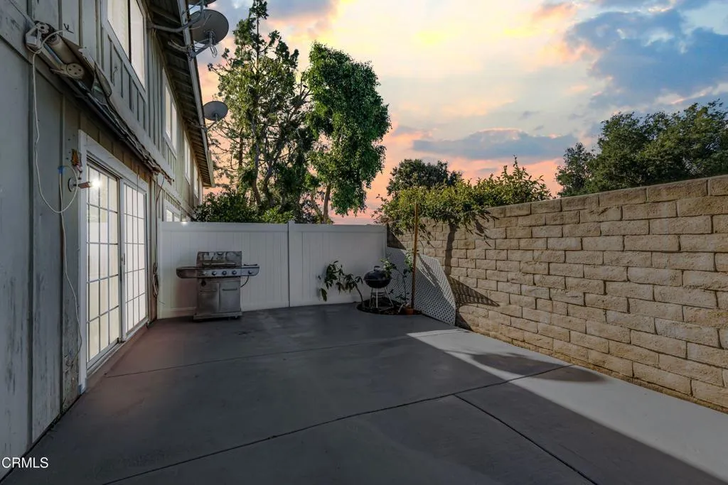 327 Wynn Court, Thousand Oaks, California 91362 home-pic-25