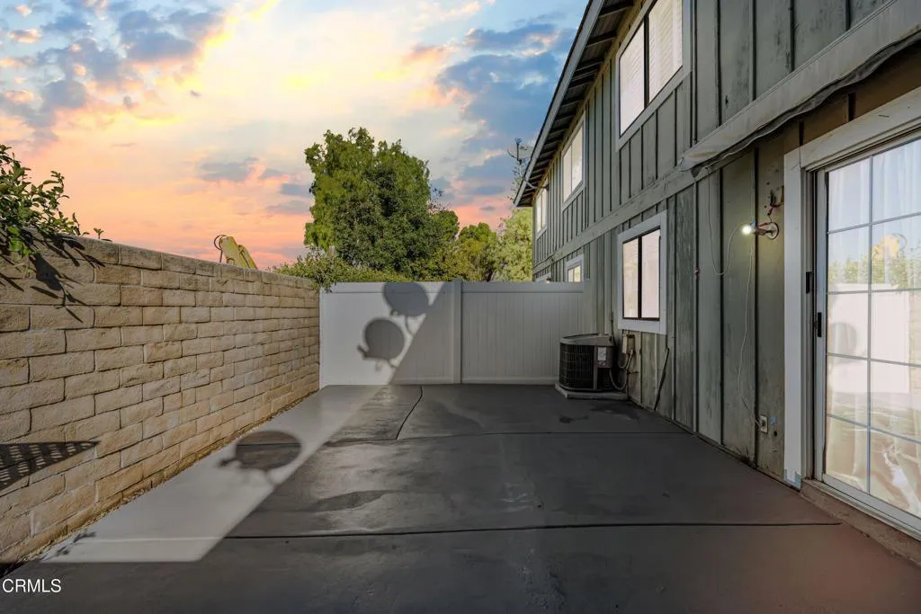 327 Wynn Court, Thousand Oaks, California 91362 home-pic-27