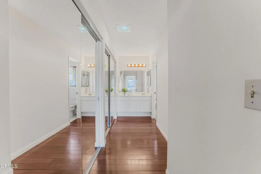 327 Wynn Court, Thousand Oaks, California 91362 home-pic-14