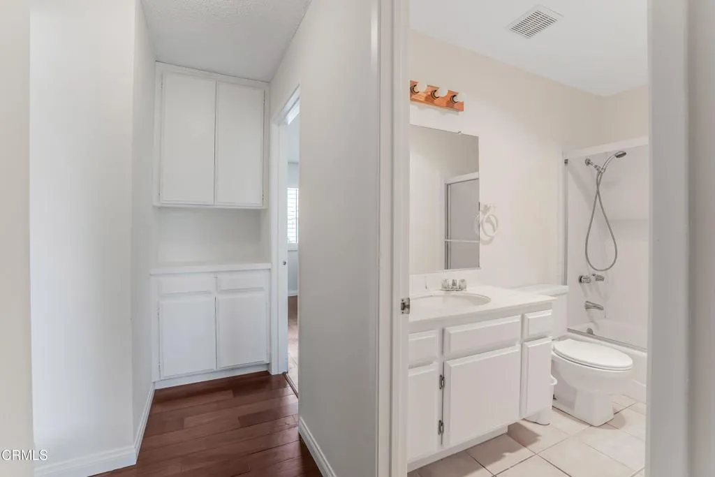 327 Wynn Court, Thousand Oaks, California 91362 home-pic-20