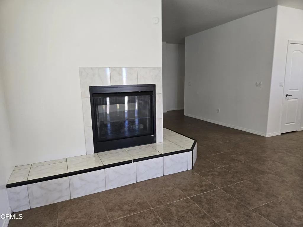 43414 Tranquility Court, Lancaster, California 93535 home-pic-4