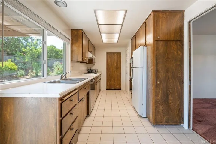 1344 Morro Road, Fallbrook, California 92028