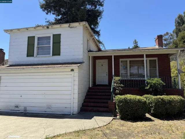 3001 Davis St, Oakland, California 94601
