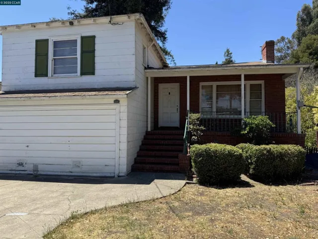 3001 Davis St, Oakland, California 94601