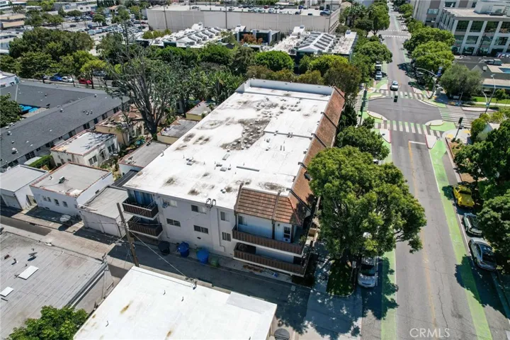 1301 17th Street 105, Santa Monica, California 90404
