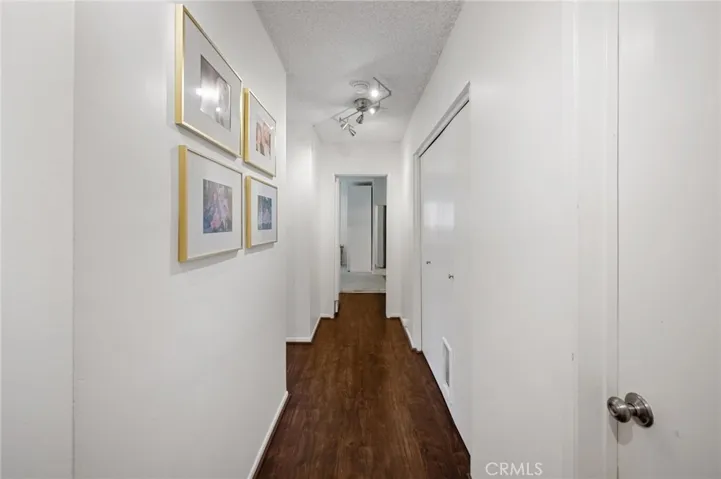 1301 17th Street 105, Santa Monica, California 90404