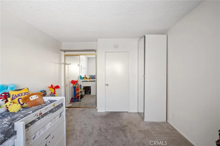 1301 17th Street 105, Santa Monica, California 90404