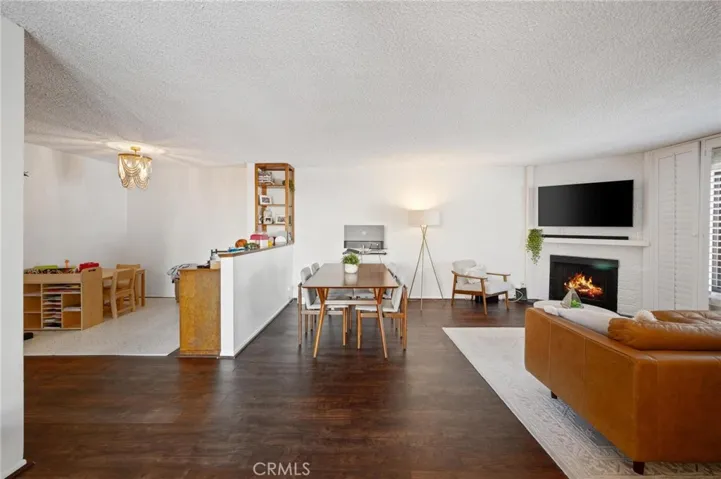 1301 17th Street 105, Santa Monica, California 90404