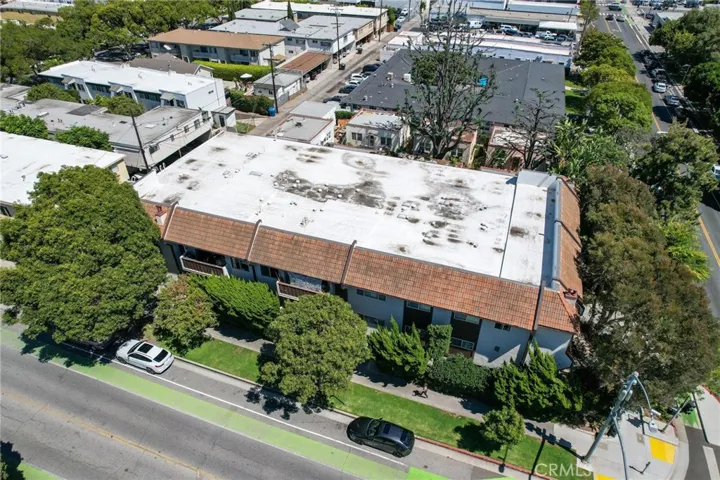 1301 17th Street 105, Santa Monica, California 90404