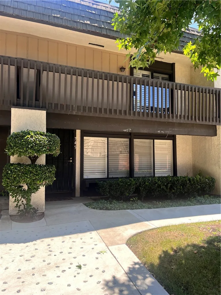 745 Knollwood Lane, San Dimas, California 91773, 3 Bedrooms Bedrooms, ,3 BathroomsBathrooms,Residential Lease,For Rent,Knollwood,CV25170553