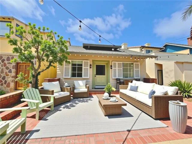 Virtually staged Patio