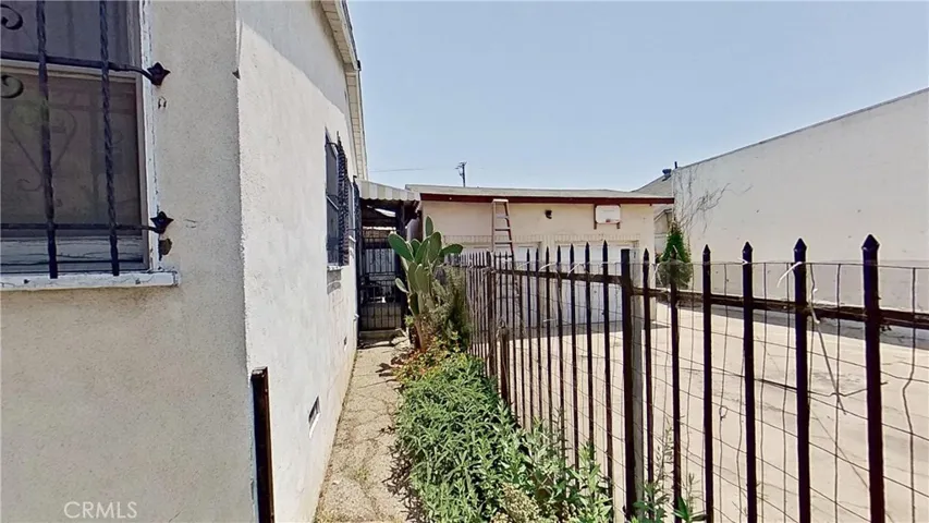 1919 Johnston Street, Los Angeles, California 90031