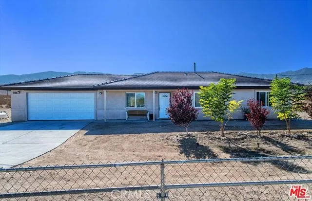 33393 El Dorado Drive, Lucerne Valley, California 92356 home-pic-1