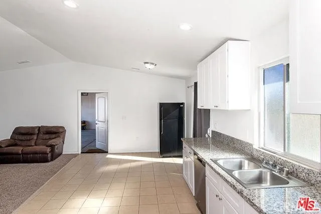 33393 El Dorado Drive, Lucerne Valley, California 92356 home-pic-6