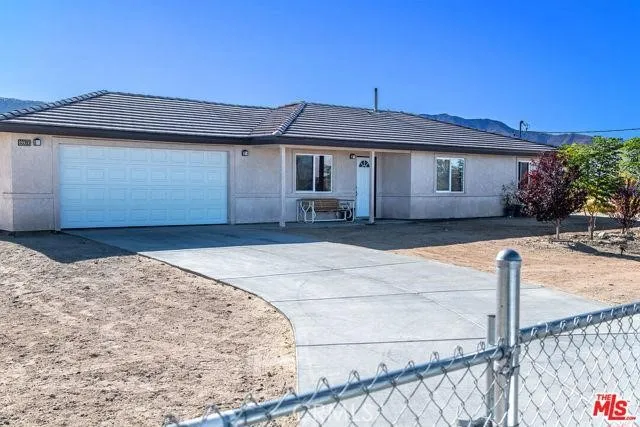 33393 El Dorado Drive, Lucerne Valley, California 92356 home-pic-2