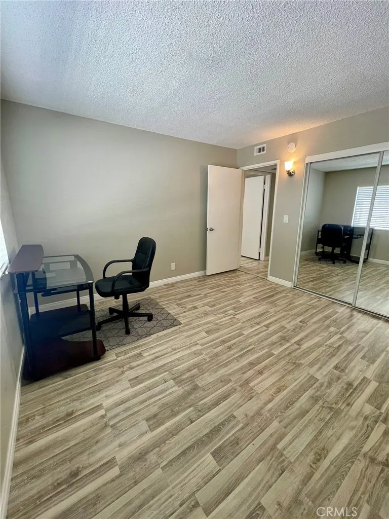 8020 Langdon Avenue 208, Van Nuys, California 91406 home-pic-15