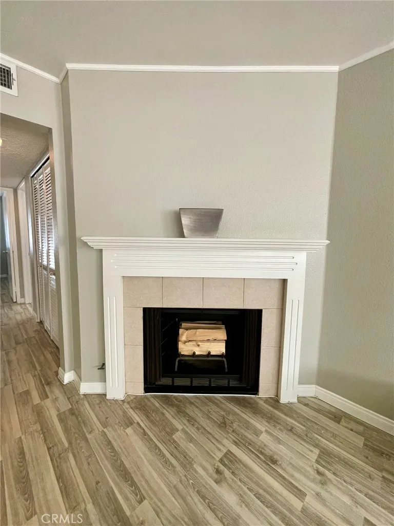 8020 Langdon Avenue 208, Van Nuys, California 91406 home-pic-6