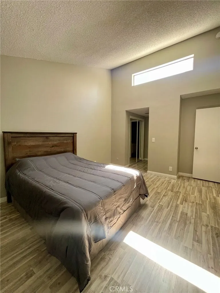 8020 Langdon Avenue 208, Van Nuys, California 91406 home-pic-10