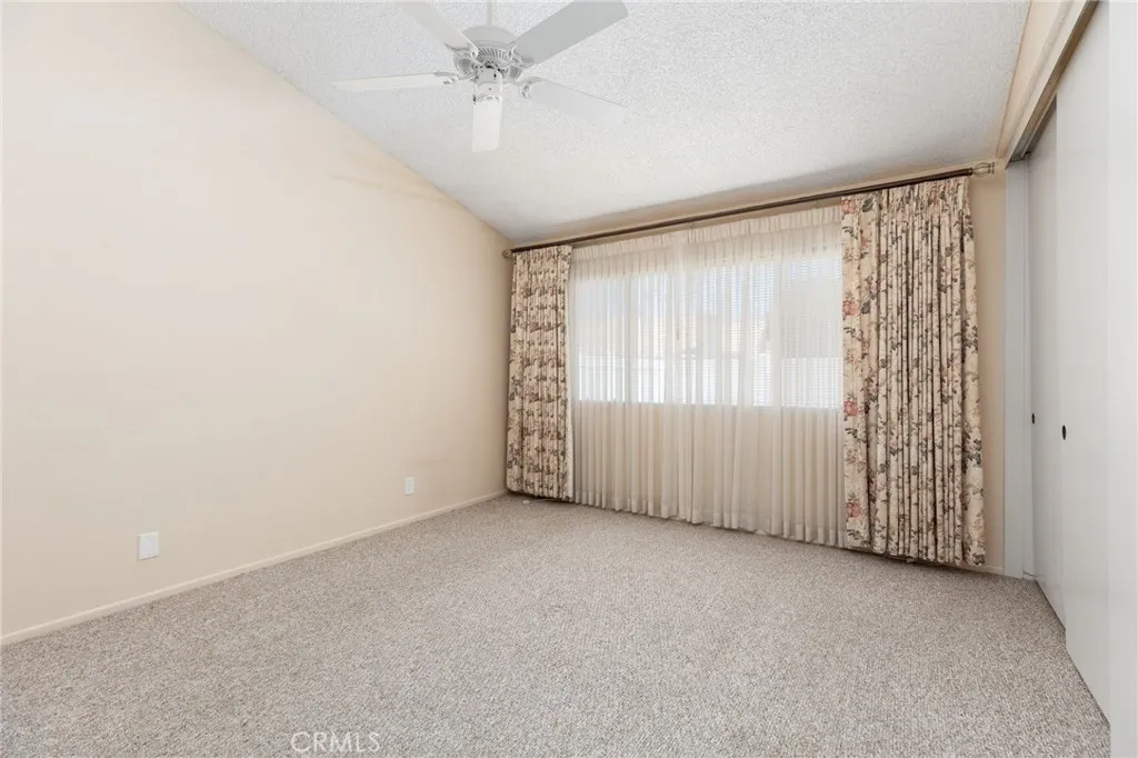 668 La Costa Drive, Banning, California 92220 home-pic-11