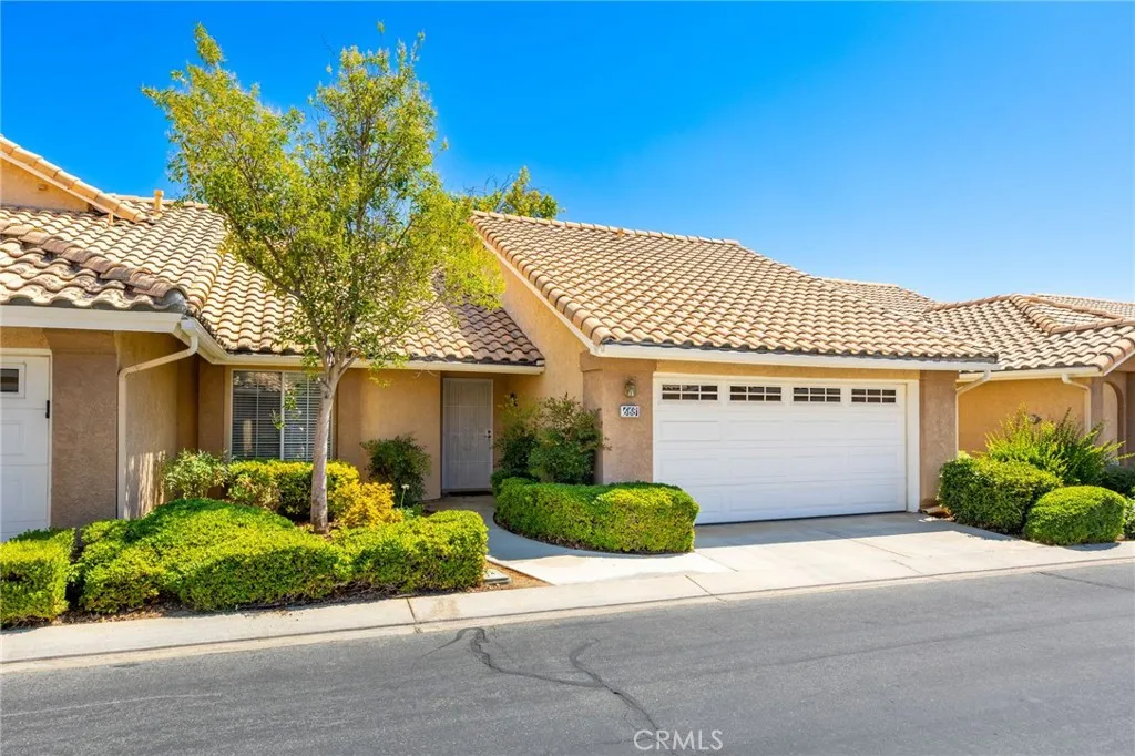 668 La Costa Drive, Banning, California 92220 home-pic-0