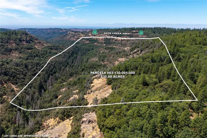 Property boundaries illustrated are approximate and should not be relied upon.