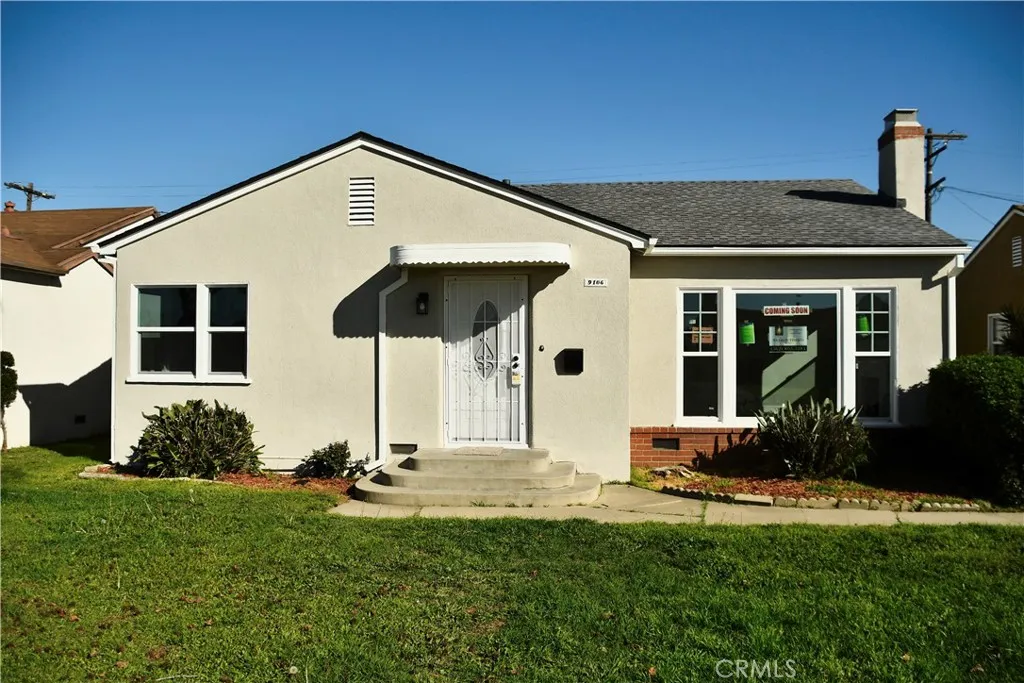 9106 S Gramercy Place, Los Angeles, California 90047 home-pic-2