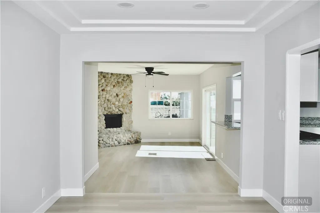 9106 S Gramercy Place, Los Angeles, California 90047 home-pic-4