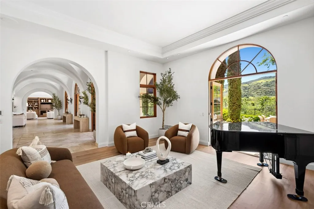 31 Black Hawk, Irvine, California 92603 home-pic-22