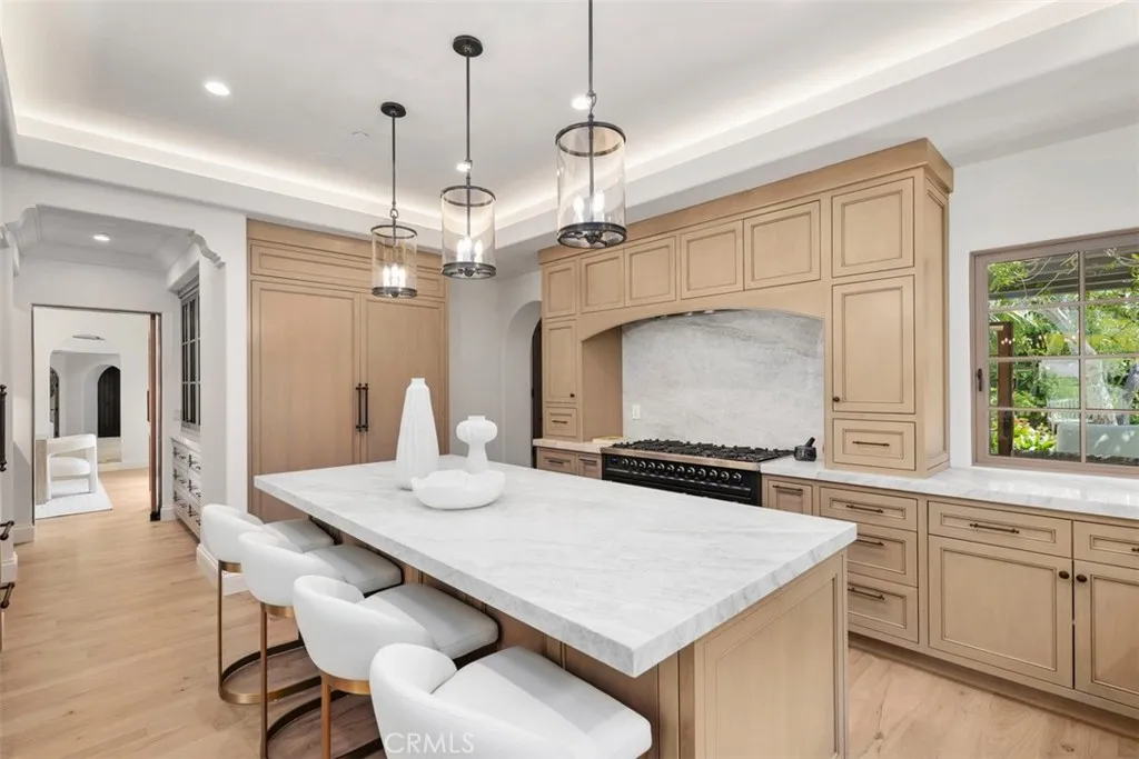 31 Black Hawk, Irvine, California 92603 home-pic-12