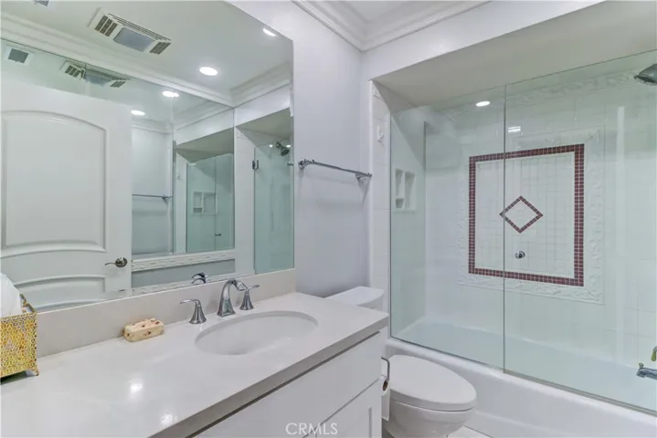 4018 Calle Sonora Este N, Laguna Woods, California 92637
