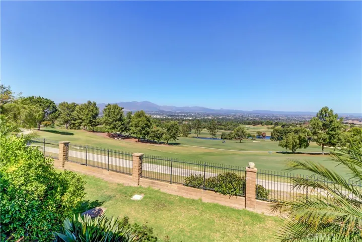 4018 Calle Sonora Este N, Laguna Woods, California 92637