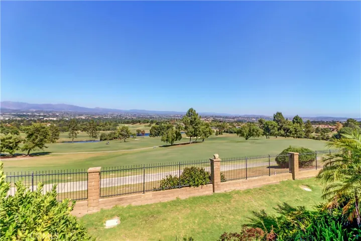 4018 Calle Sonora Este N, Laguna Woods, California 92637