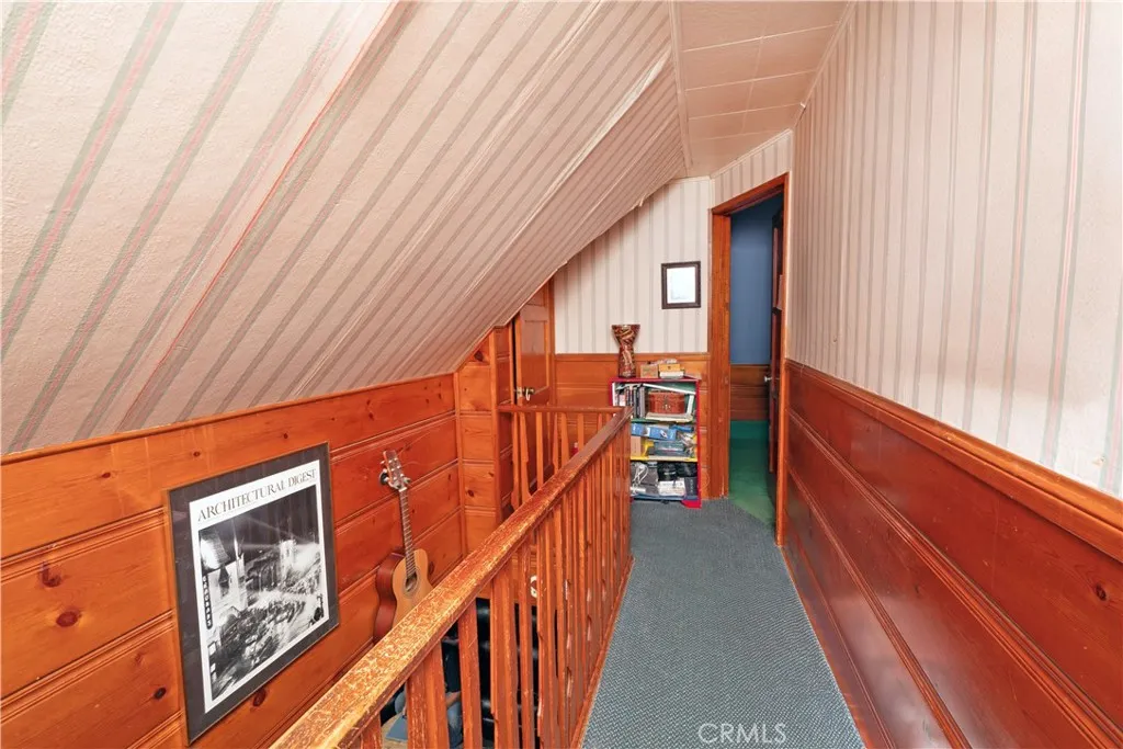 23940 Cresta Drive, Crestline, California 92325 home-pic-17