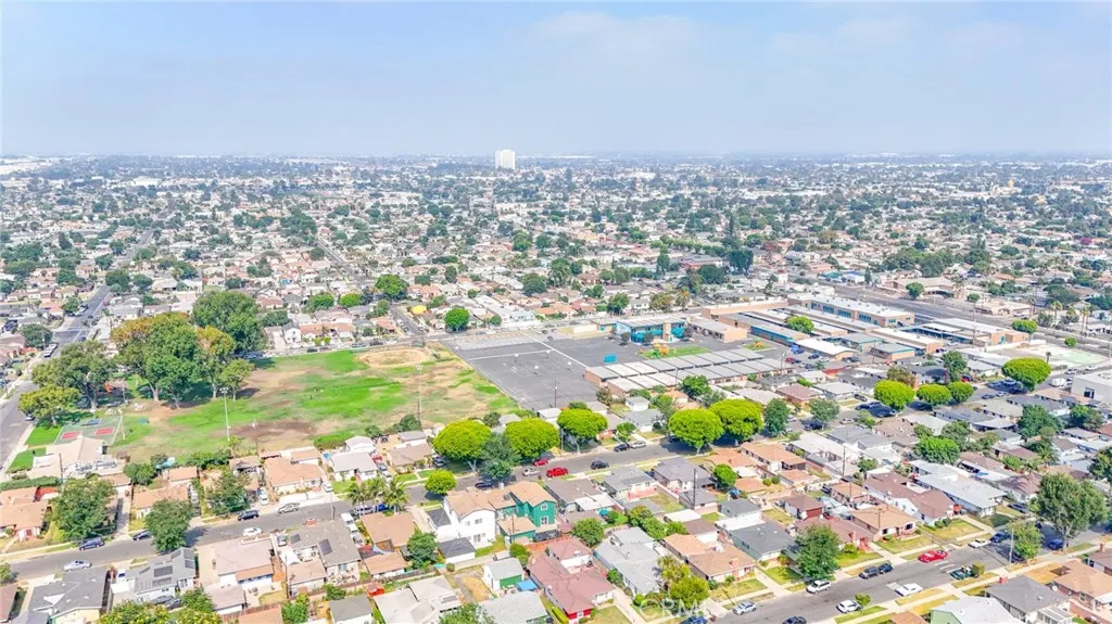 1208 S White Avenue, Compton, California 90221 home-pic-45