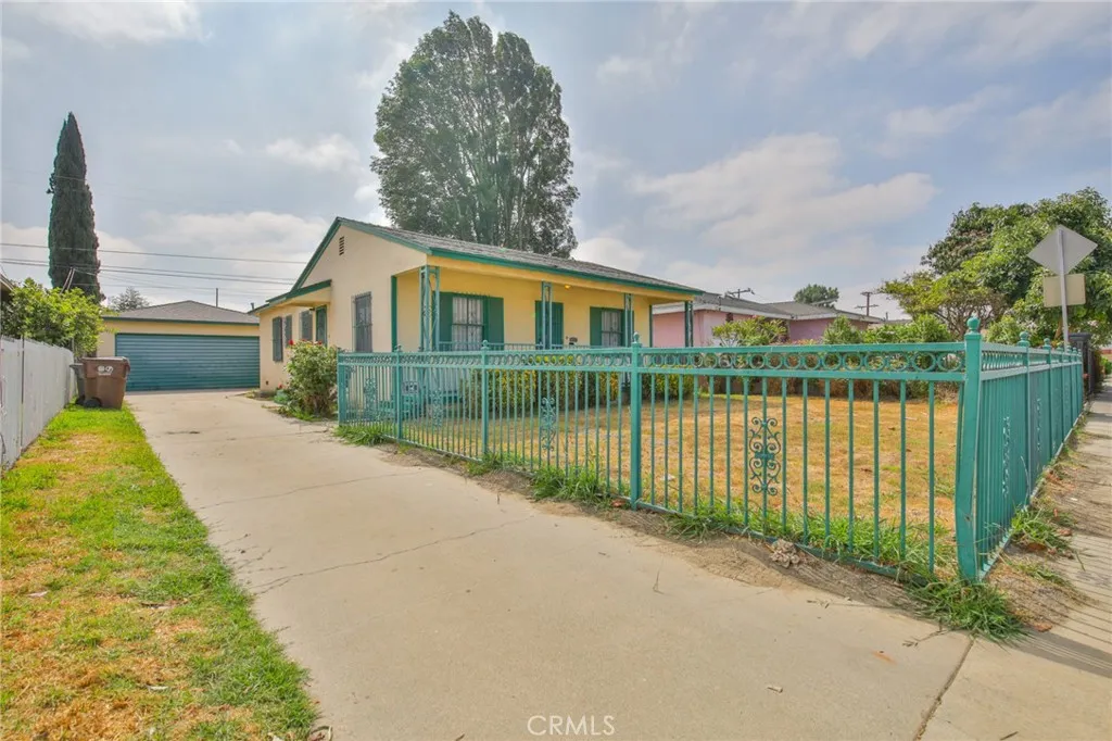 1208 S White Avenue, Compton, California 90221 home-pic-30