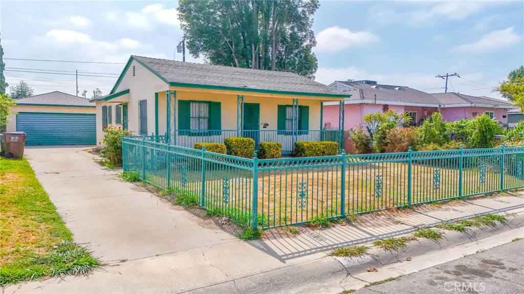 1208 S White Avenue, Compton, California 90221 home-pic-34